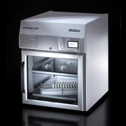 Hettich HettCube 200 incubator with glass door